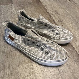 Women's Blowfish Size 7